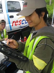 Calit2's Ricky Huang monitors the movements of first-responders.