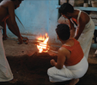 Bronze casting process in a Swamimalai hereditary workshoip