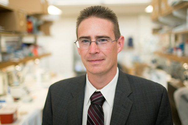 Center for Microbiome Innovation founding director Rob Knight, co-recipient of 2017 Massry Prize