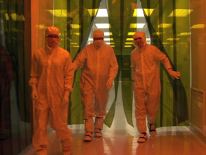 Calit2 Calit2 S Nano3 Lab Brings Cutting Edge Cleanroom