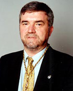 Dr. Mateo Valero